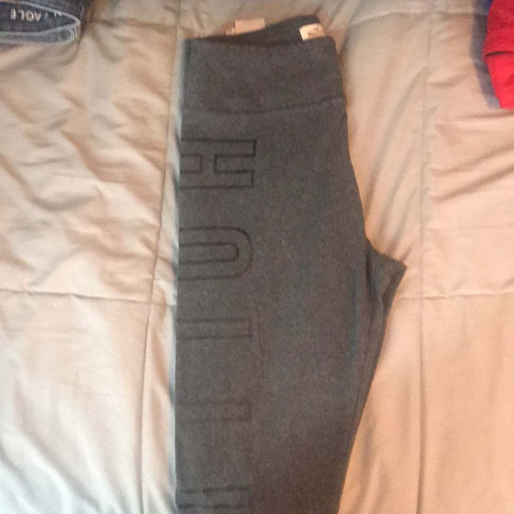 Hollister leggings